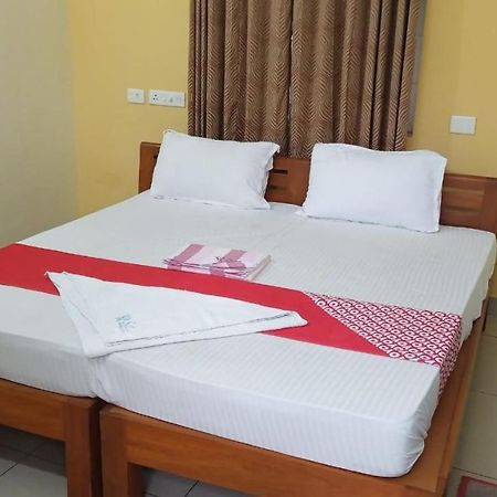 Sethu Residency Hotel Dindigul Bagian luar foto