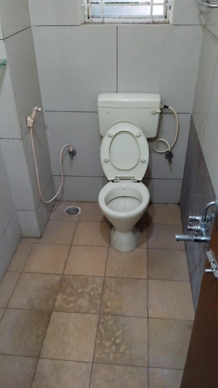 Sethu Residency Hotel Dindigul Bagian luar foto